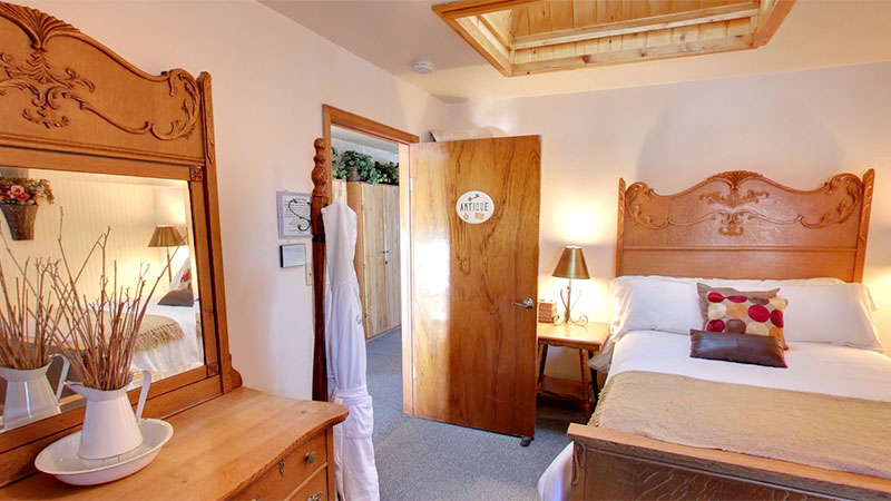 Antique Room